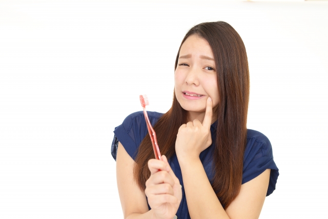 女性に虫歯が多いと言われる3つの理由と虫歯予防方法
